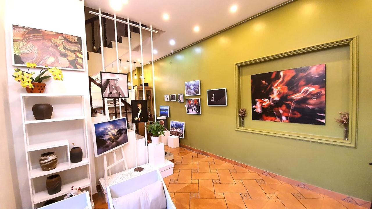 De Studio HomeStay Hanoi Luaran gambar
